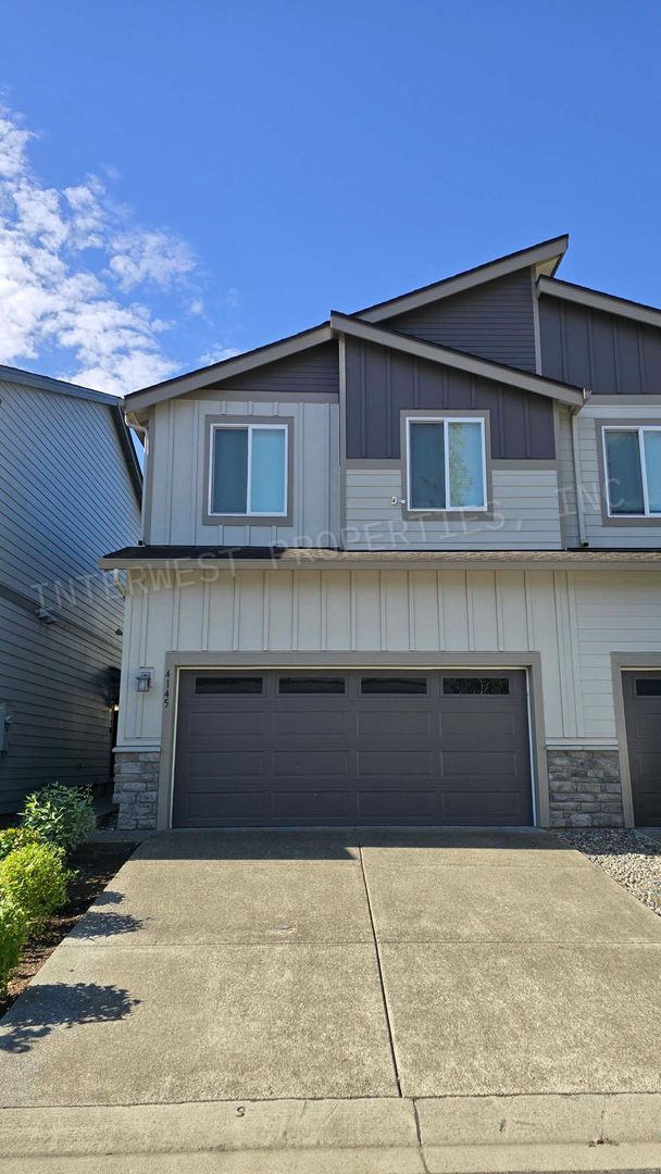 Photo - Beautiful Newer Construction 3bd 2.5ba Row House in Ridgefield With 2 Car Garage, Fenced Backyard...