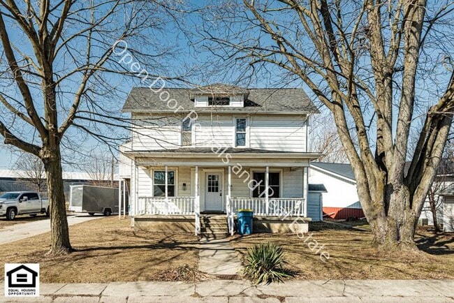 Building Photo - 1703 Sprott St