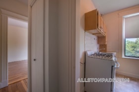 Building Photo - 1152 Commonwealth Ave