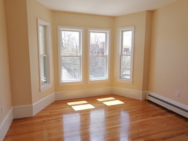 Photo - 73 Nichols Ave Unit 2