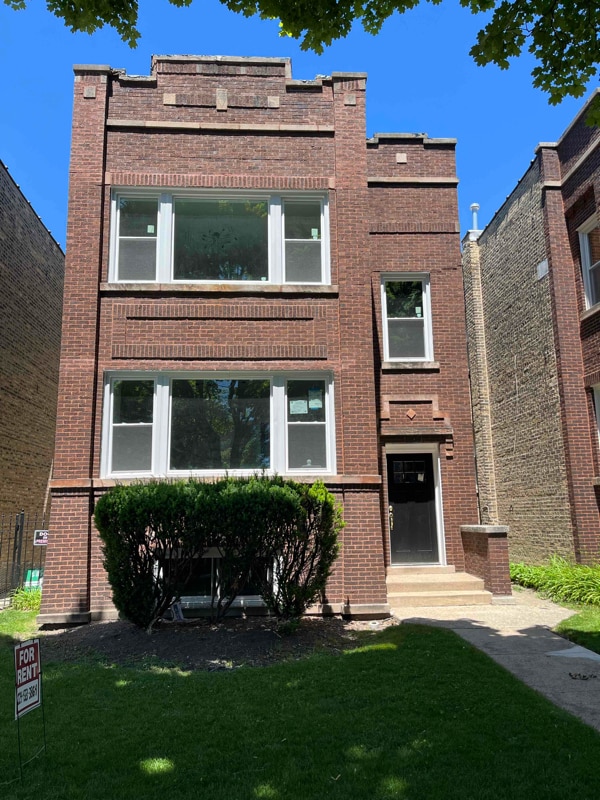 Photo - 4850 W Nelson St