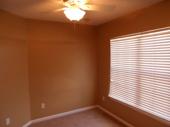 Photo - 979 Steeple Chase Ln
