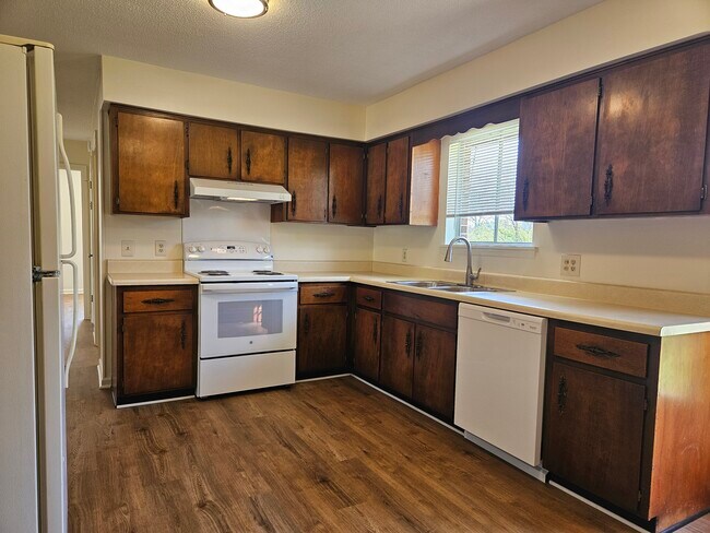 Kitchen - 3696 Bennett Rd Unit 3696 Bennett Rd.