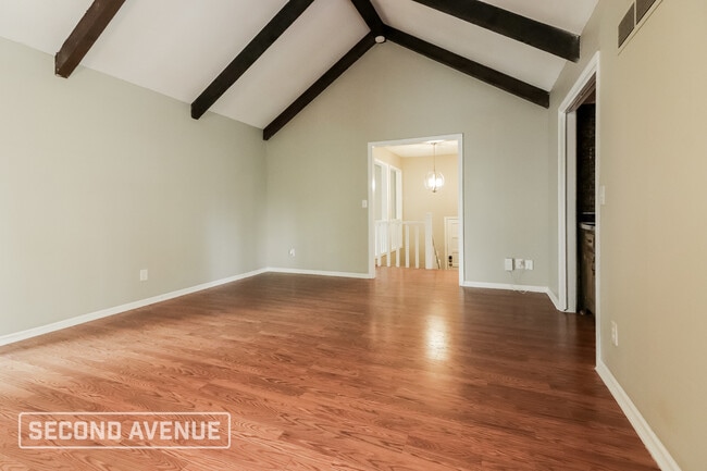 111 N Park Dr