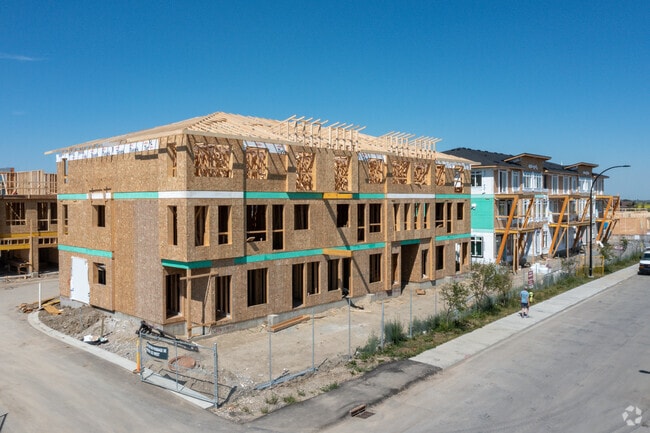 Building Photo - Essential Seton