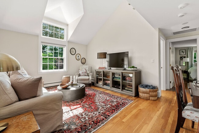 Photo - 427 Westfield St Apartment Unit ID1262021P