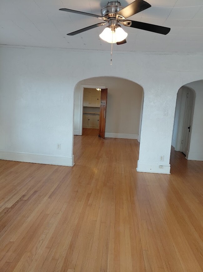 Photo - 4552 W Wells St