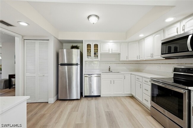 Photo - 428 Meadowlark Ln Unit 428-B