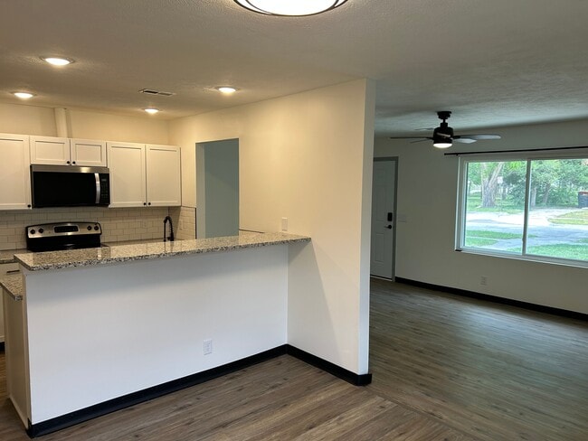 Photo - 1815 N 24th St Unidad 1815 N 24th ST  1