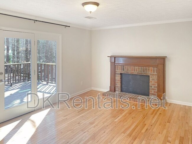 Photo - 860 Crab Orchard Dr