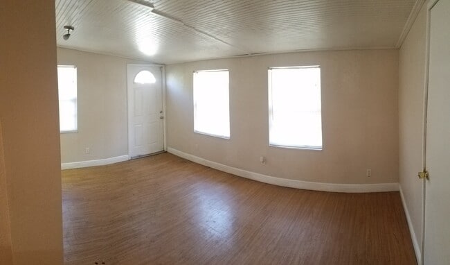 Photo - 4190 NW 11th Ave