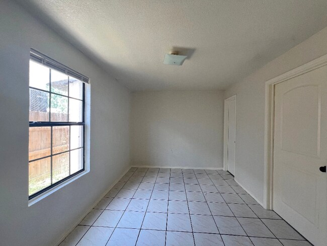 Photo - 3602 Guerrero St Apartamento