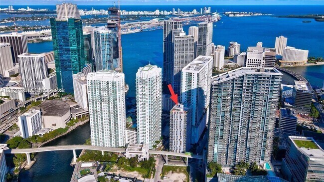 Photo - 31 SE 6th St Unidad 505