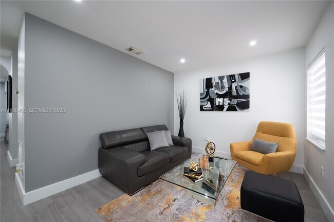 Photo - 15863 SW 71st St