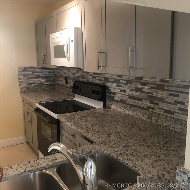 Photo - 10019 NW 4th St Unit 202