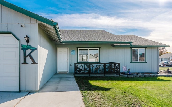Photo - 1409 W Electra St