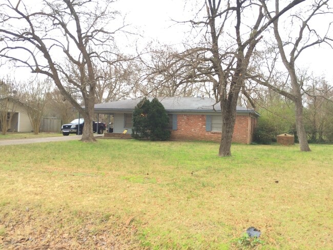 Building Photo - 7056 Winburn Dr