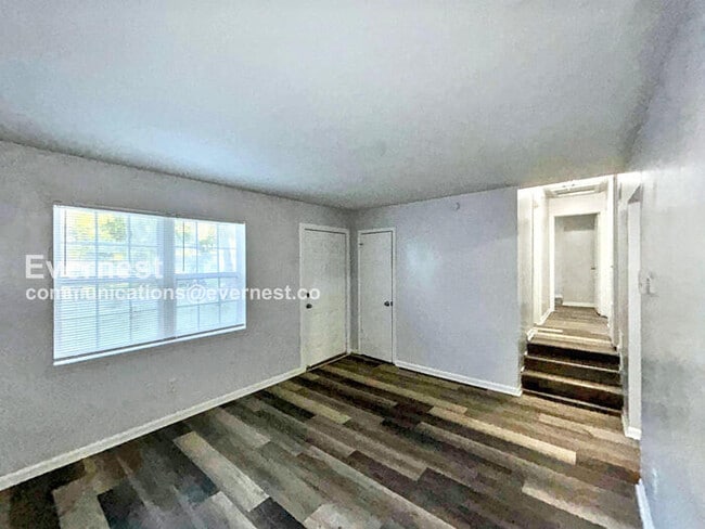 Photo - 4620 Sunnybrook St