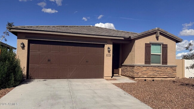 Building Photo - 41570 W Dusty Creek Dr