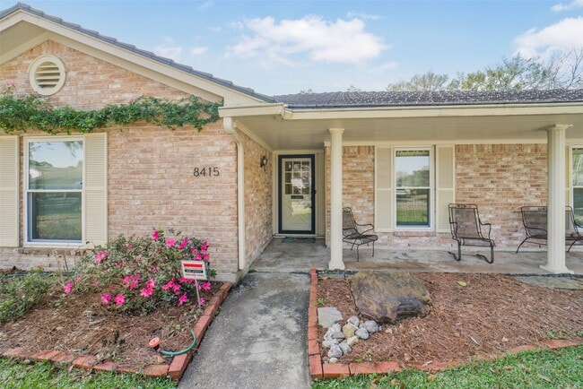 Photo - 8415 Braesdale Ln