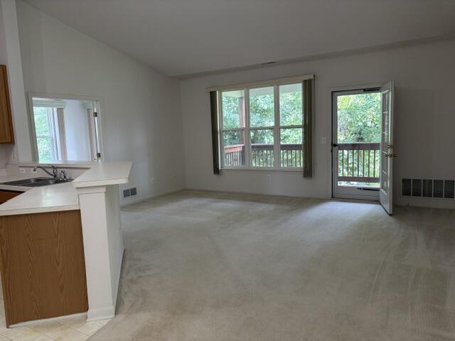 1452 Fox Pointe Cir