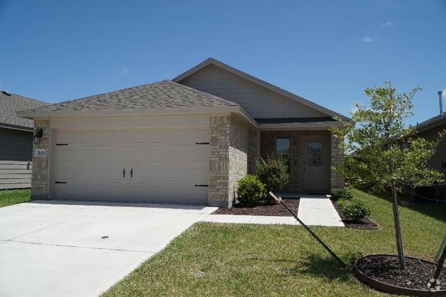 Building Photo - 7626 Rustler Ln Rental