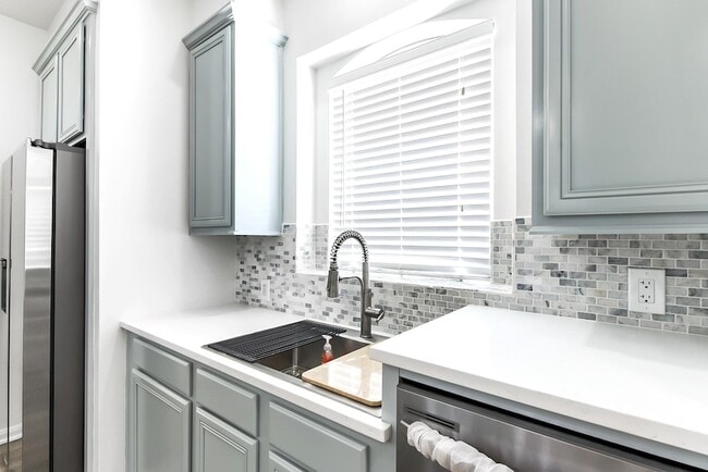 Photo - 21823 Mystic Point Ct