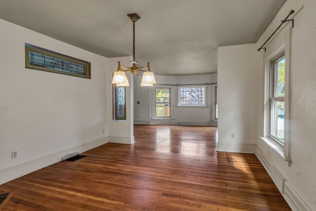 Photo - 589 Breckenridge St Unit #2 Upper