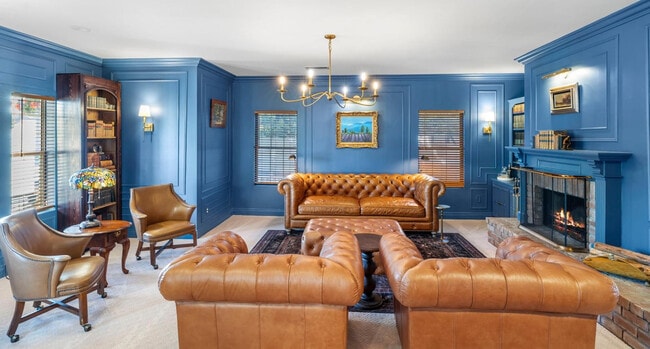 Photo - 1832 E Menlo St