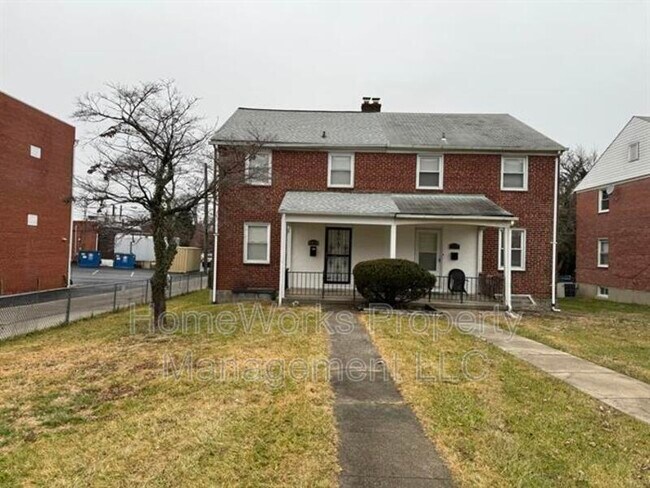Photo - 4014 Clarks Ln House