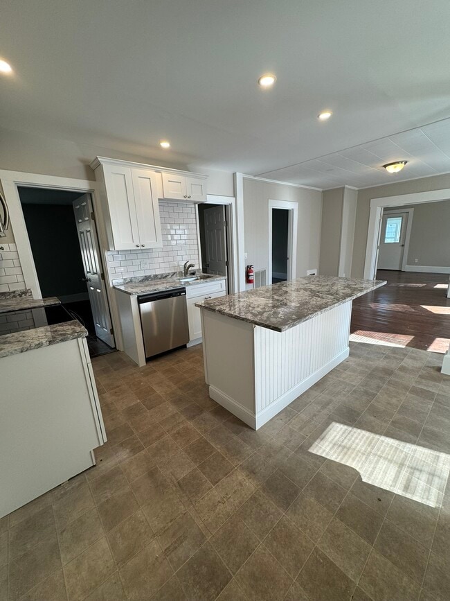 20 Orchard St Unit 2