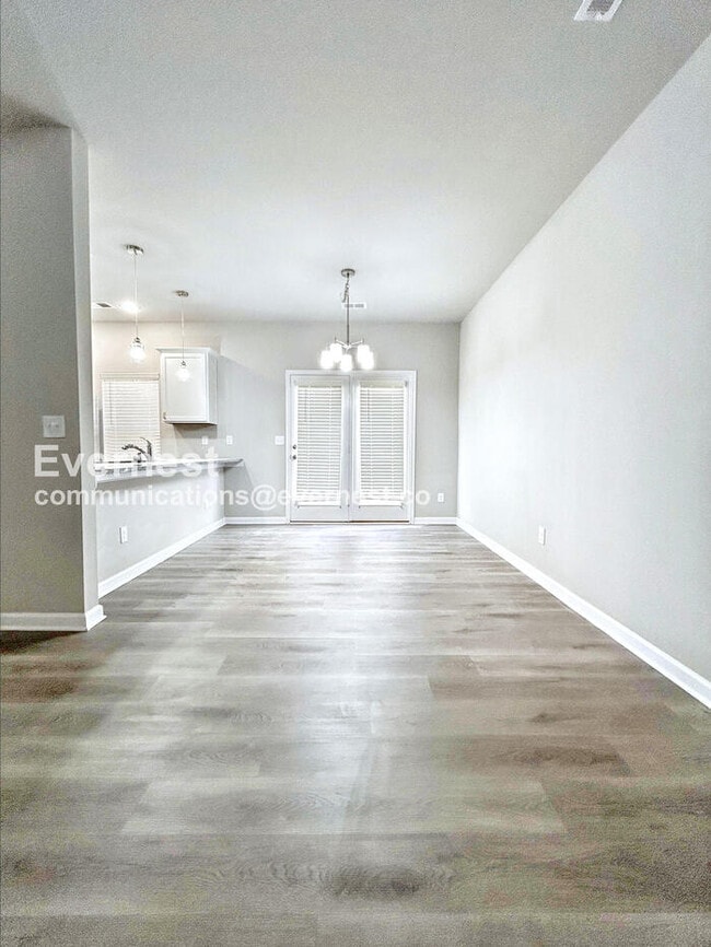 Photo - 8037 Alderton Ln