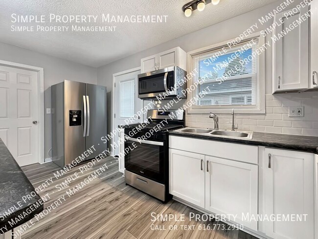 Photo - 12979 Roughys Dr