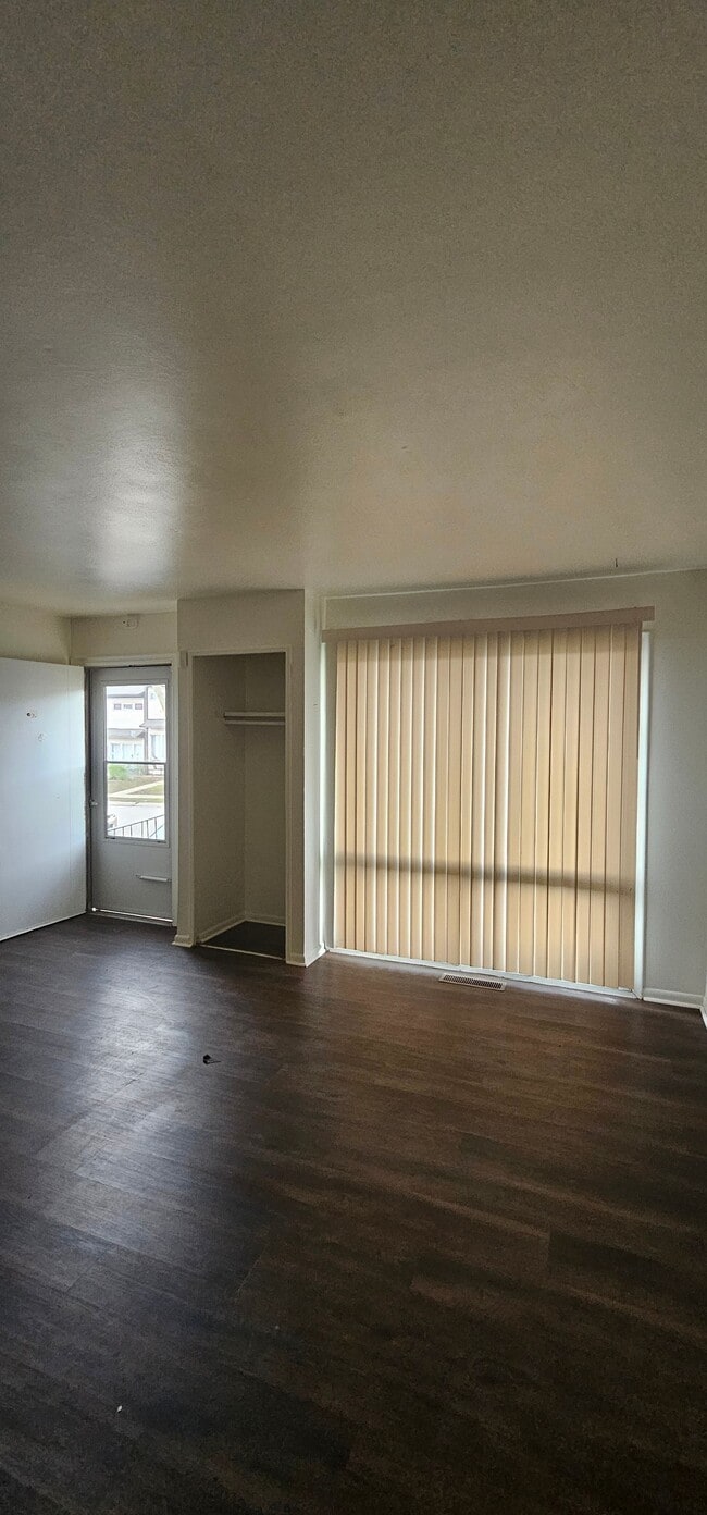 Photo - 819 N 70th St