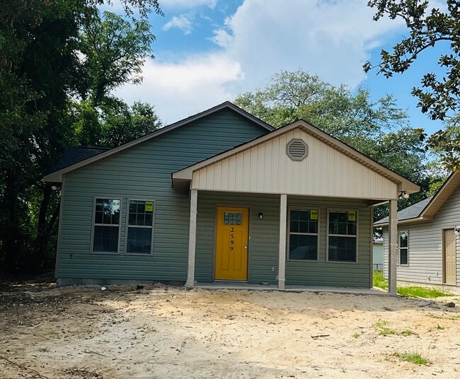 Building Photo - 2599 Thomas St Rental