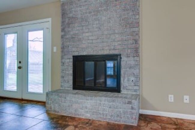 Photo - 10 Clay Ave