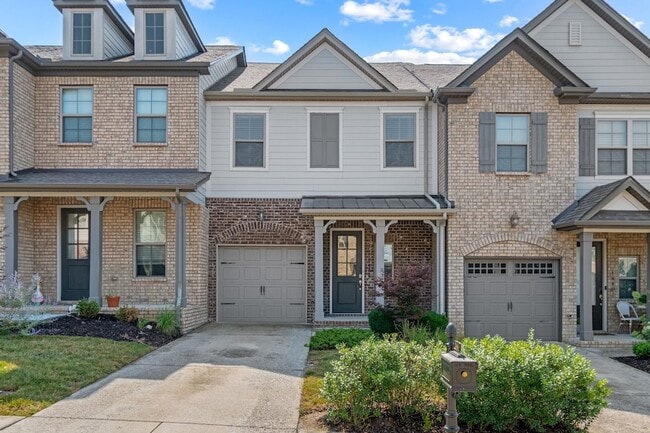 Photo - 1444 Channing Dr