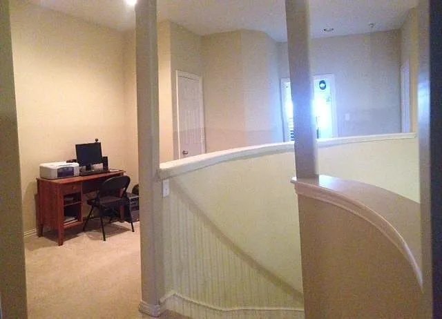 Photo - 209 Royal Glen Ct
