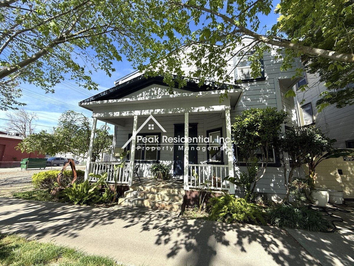 Photo - 712 20th St Unidad #C