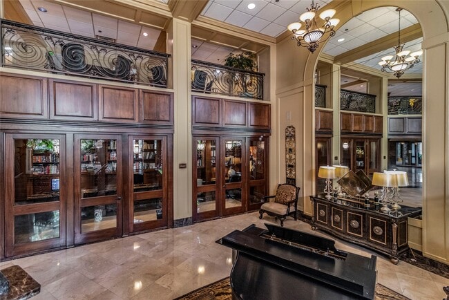 Photo - 3525 Sage Rd Unit 1402