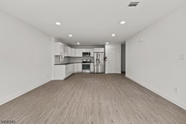 Photo - 113 Marshall St