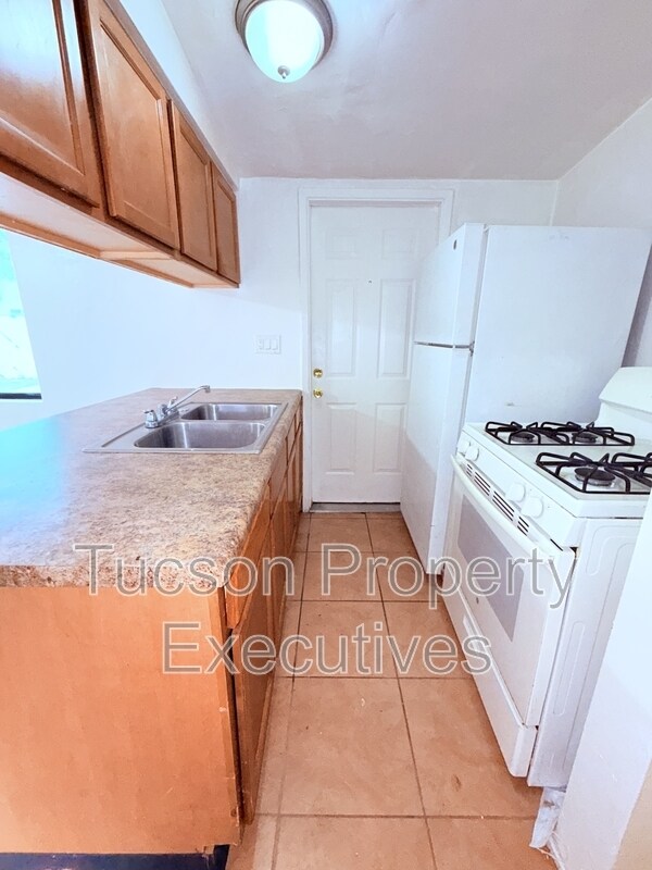 Photo - 1644 N Beverly Ave