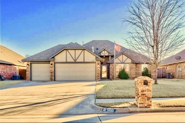 Building Photo - 566 W Alamo Ct Way