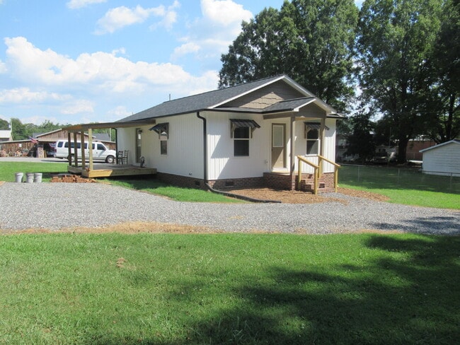 Photo - Brand-New 2-Bedroom, 2-Bath Home for Rent in Maiden!