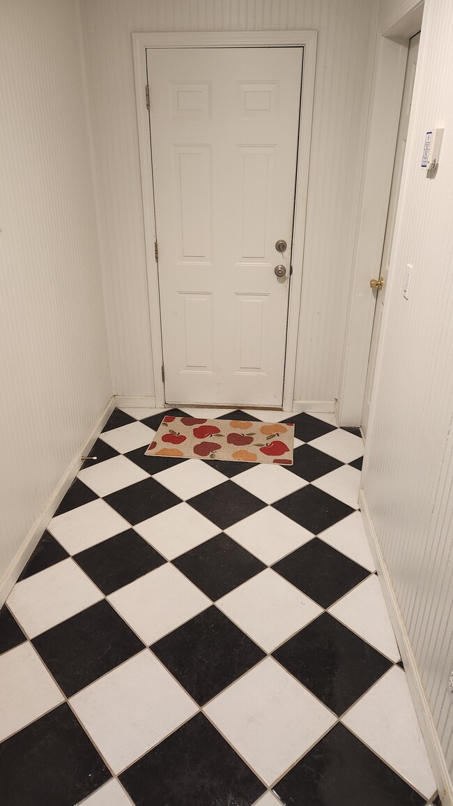 Building Photo - 2111 Adams Dr NW Unit 2111 Adams Drive Rental
