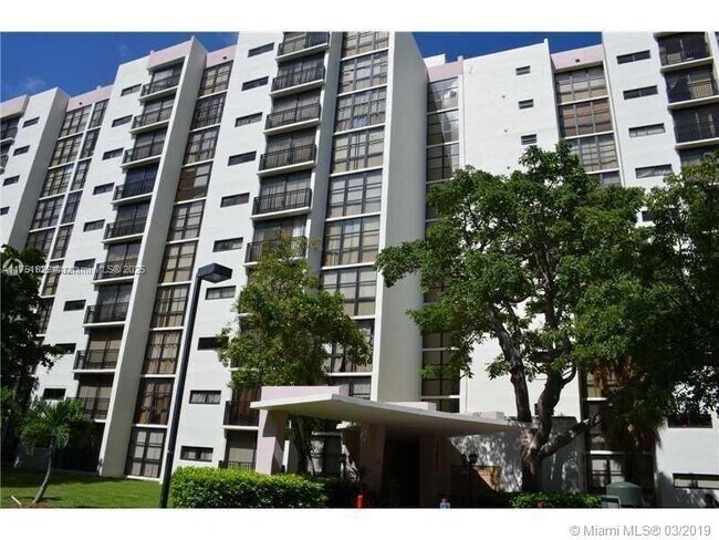 Photo - 17021 N Bay Rd Unit 1026