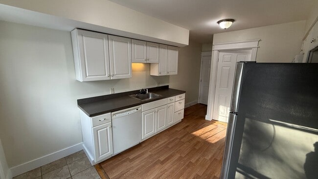 Photo - 391 Portland St Unit A