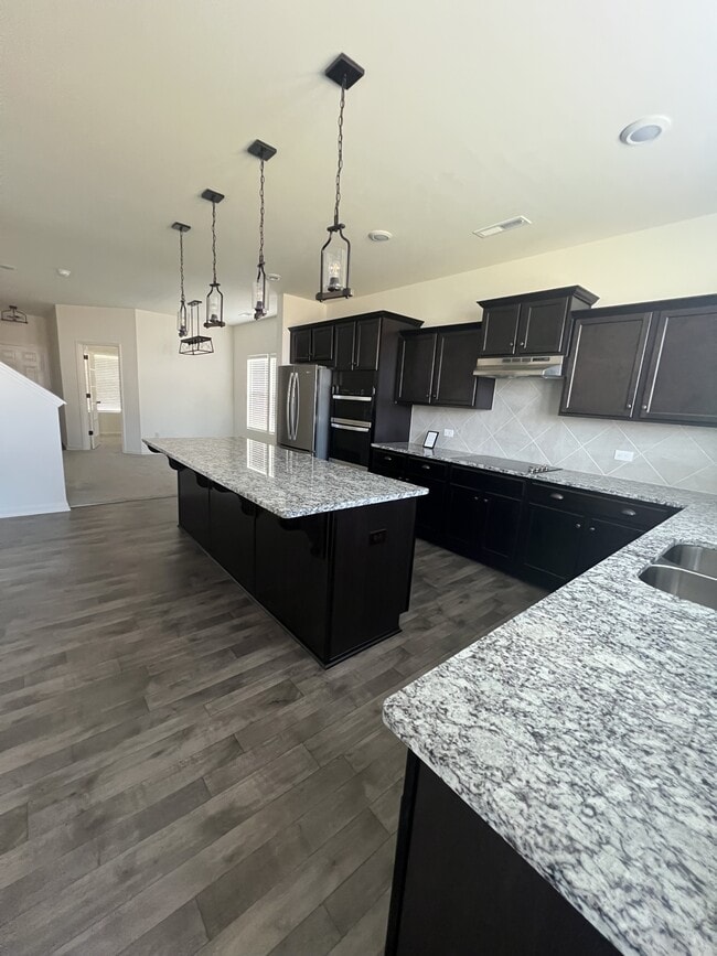 Photo - 1619 Running Deer Dr