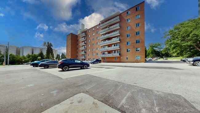 Building Photo - 18 Reid Dr Unit 603