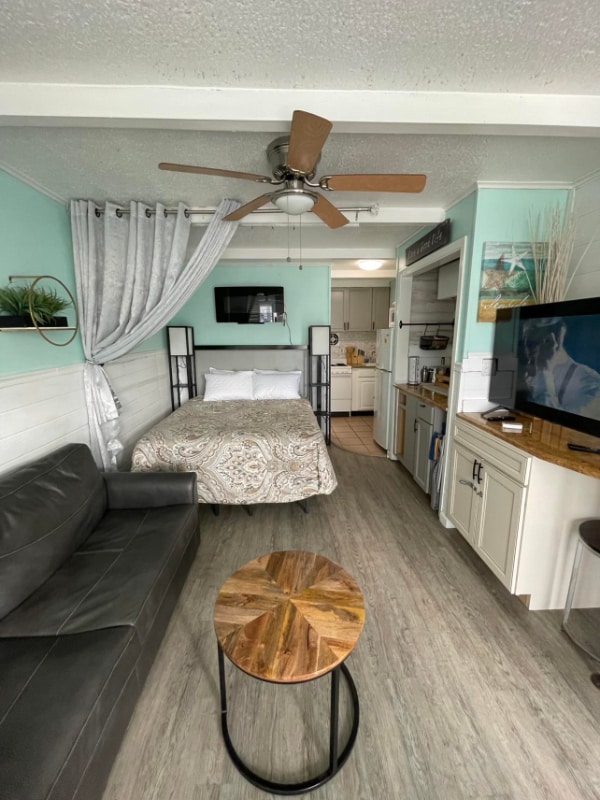 Photo - 7 45th St Unit 221